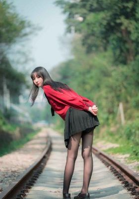 欧美美妇免费淫乱视屏_DVD迅雷电影在线